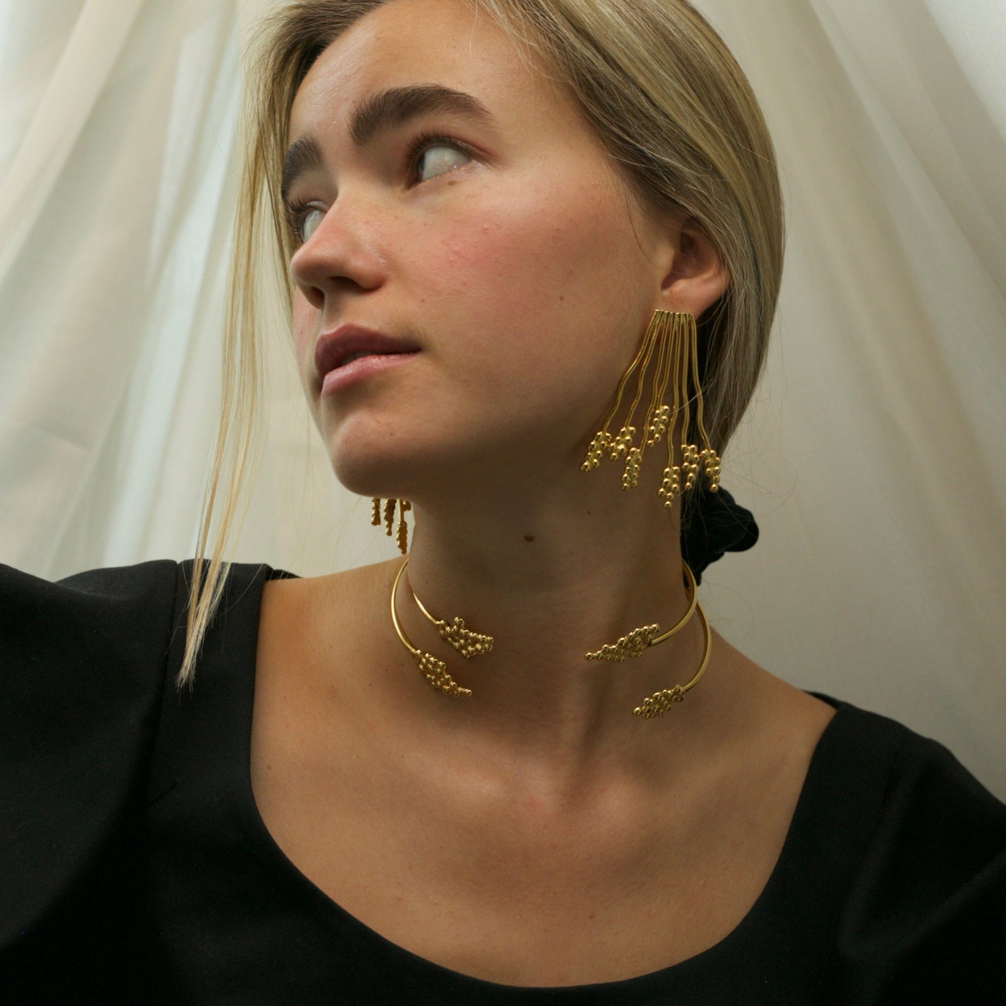 CÅVIAR MEDUSAS EARRINGS