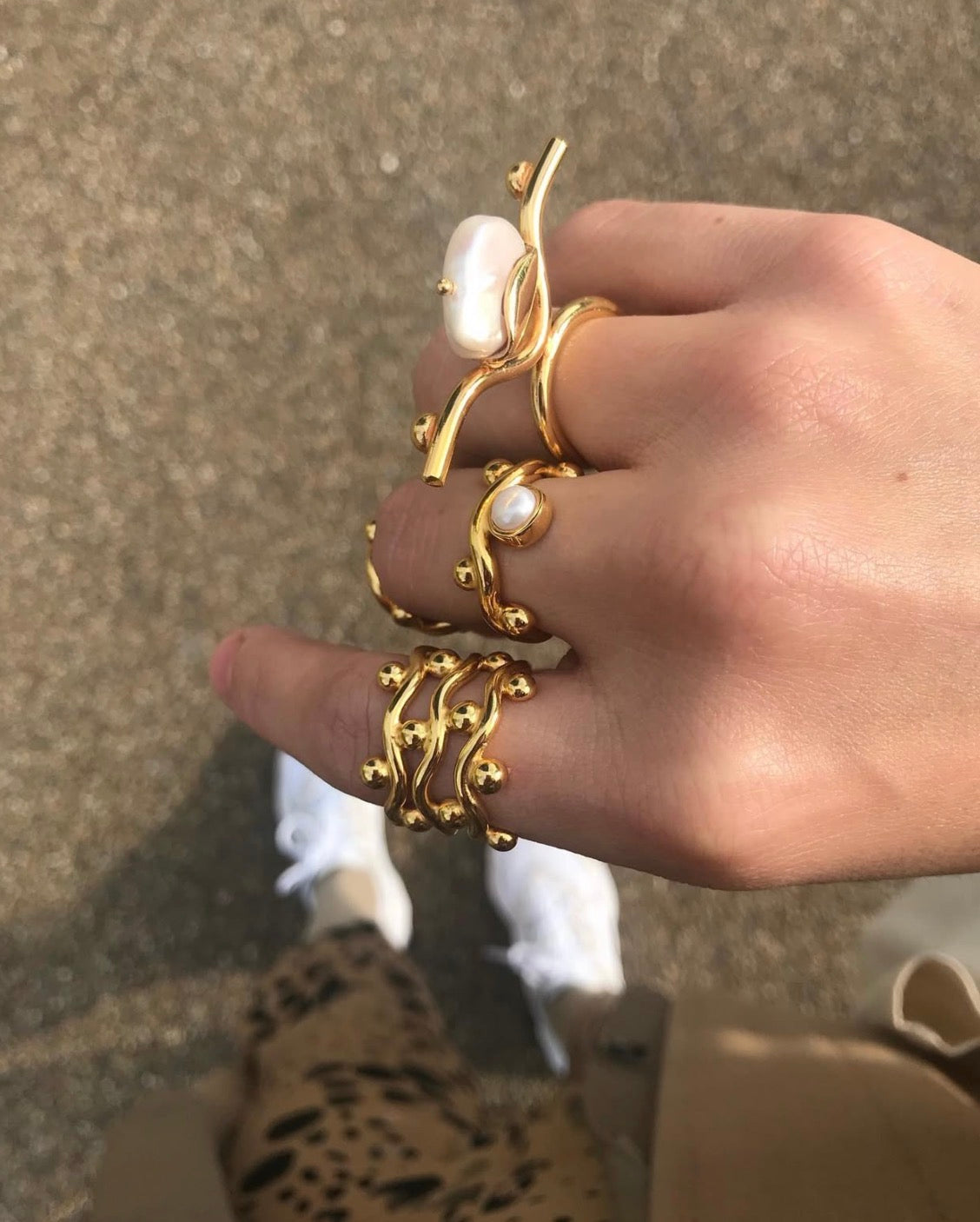 NĀCAR PEARL RING