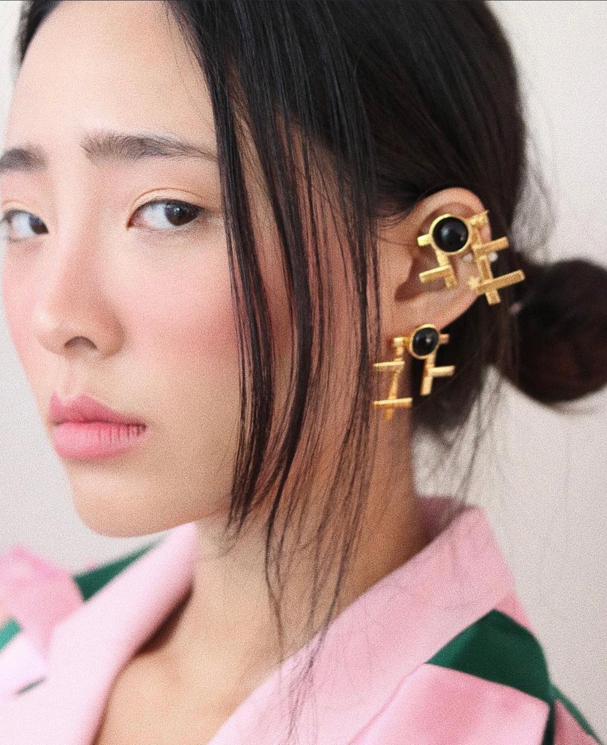 ONYX LINEZ EARRINGS