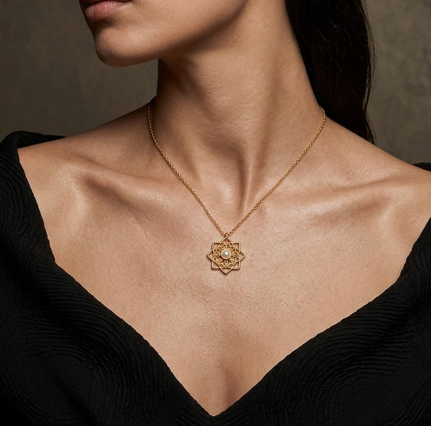 MANDALA PEARL NECKLACE