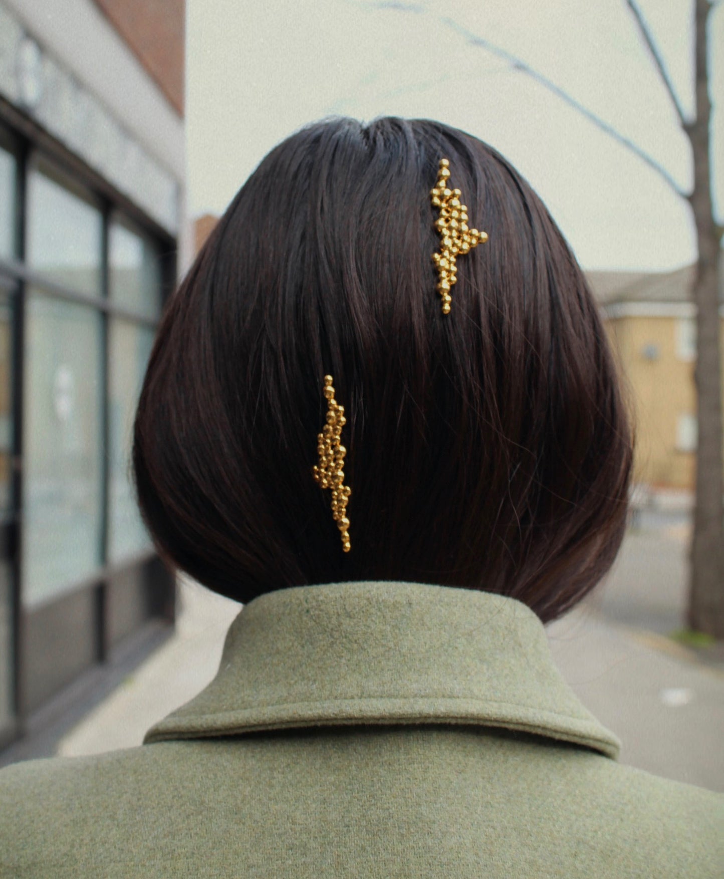 CÅVIAR BUBBLE EARRINGS