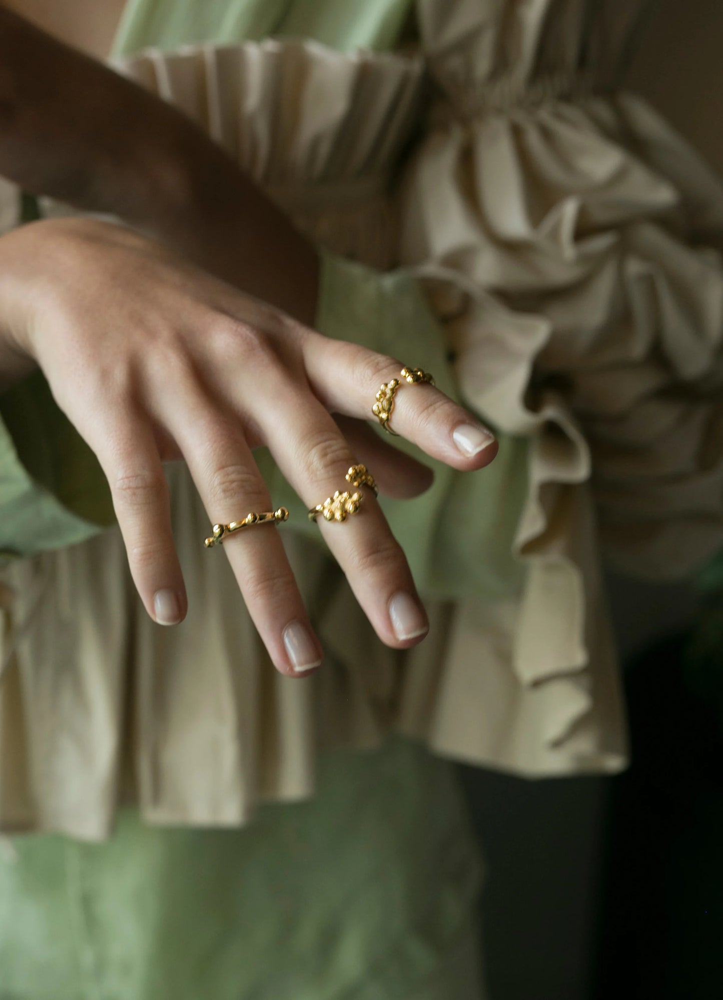 CÅVIAR WRAPPED RING