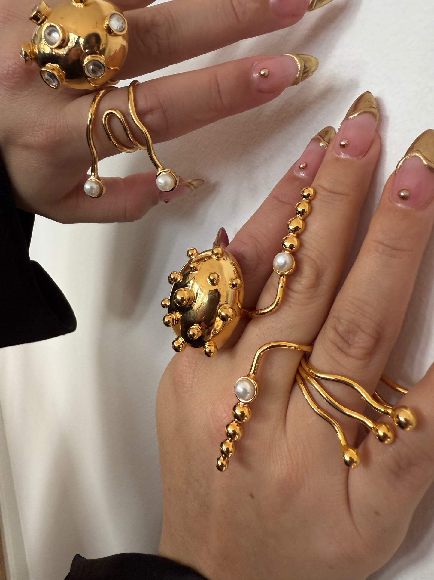 SG SPIRAL PEARL RING