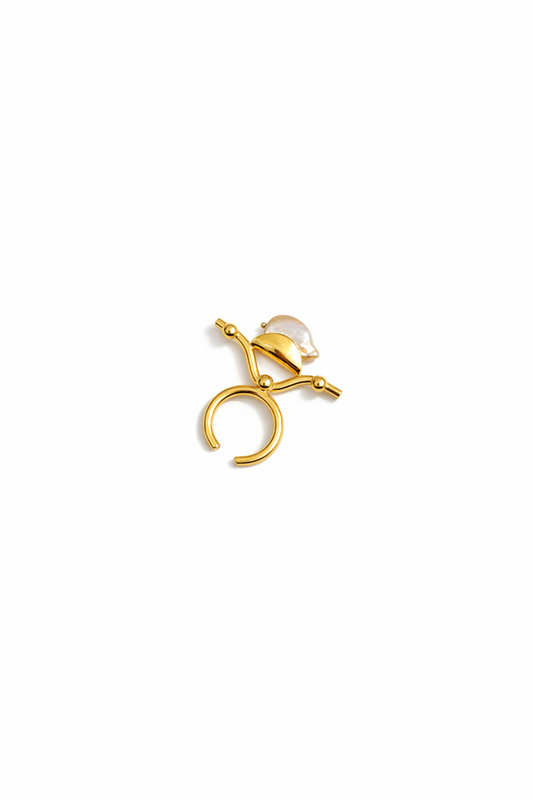 NĀCAR PEARL RING